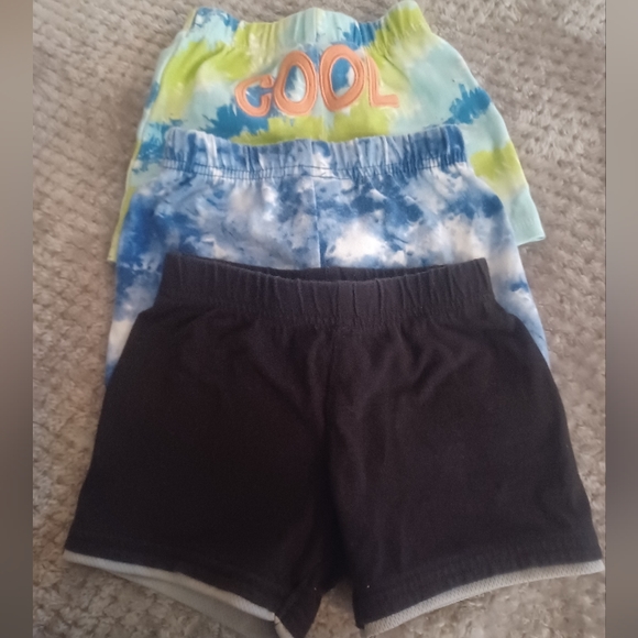 Baby clothes - Picture 1 of 1